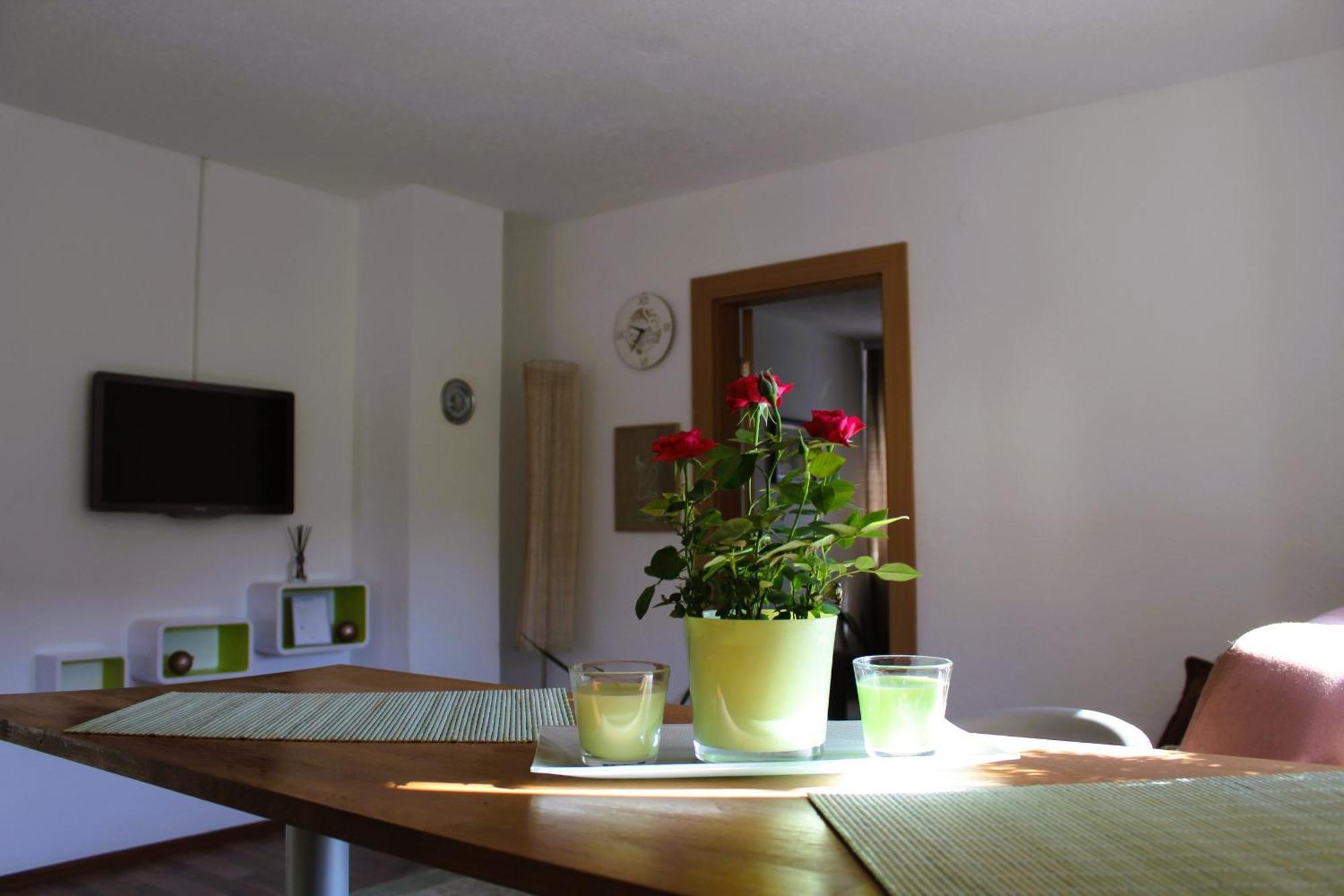 Svila Apartmani Bihać Esterno foto