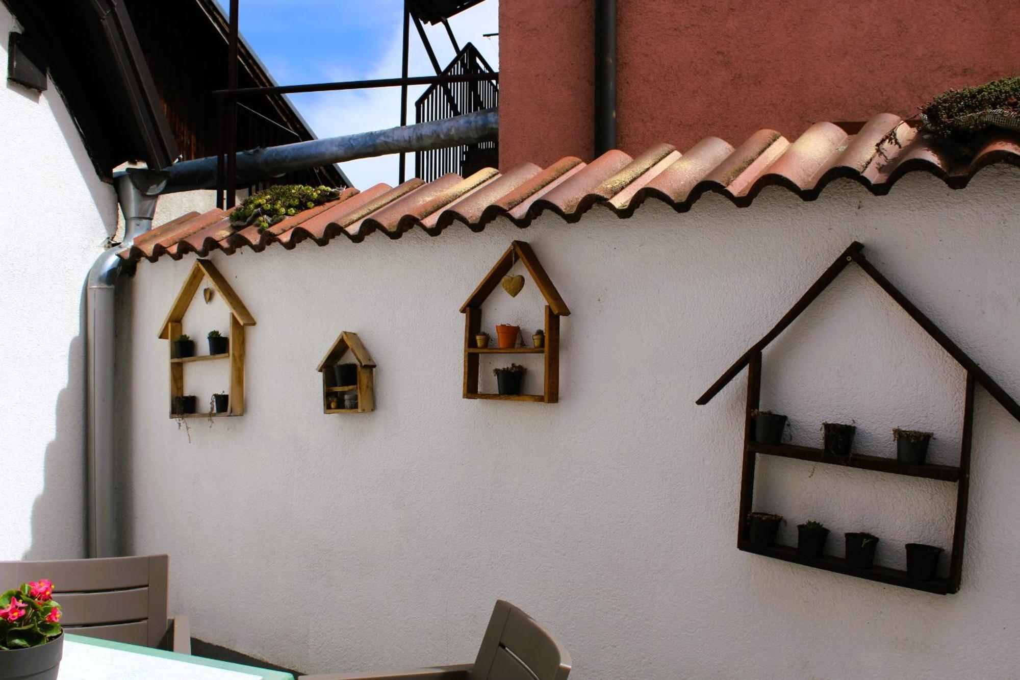 Svila Apartmani Bihać Esterno foto
